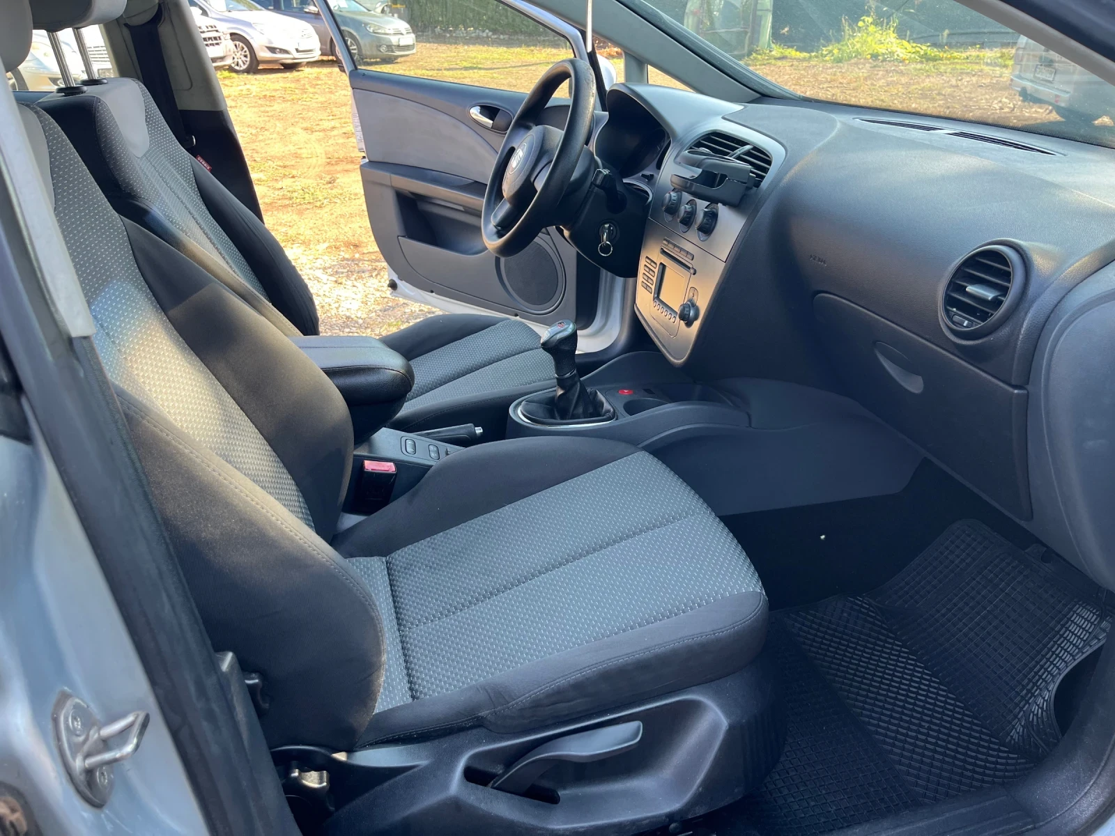 Seat Leon 1.6i | Mobile.bg   13