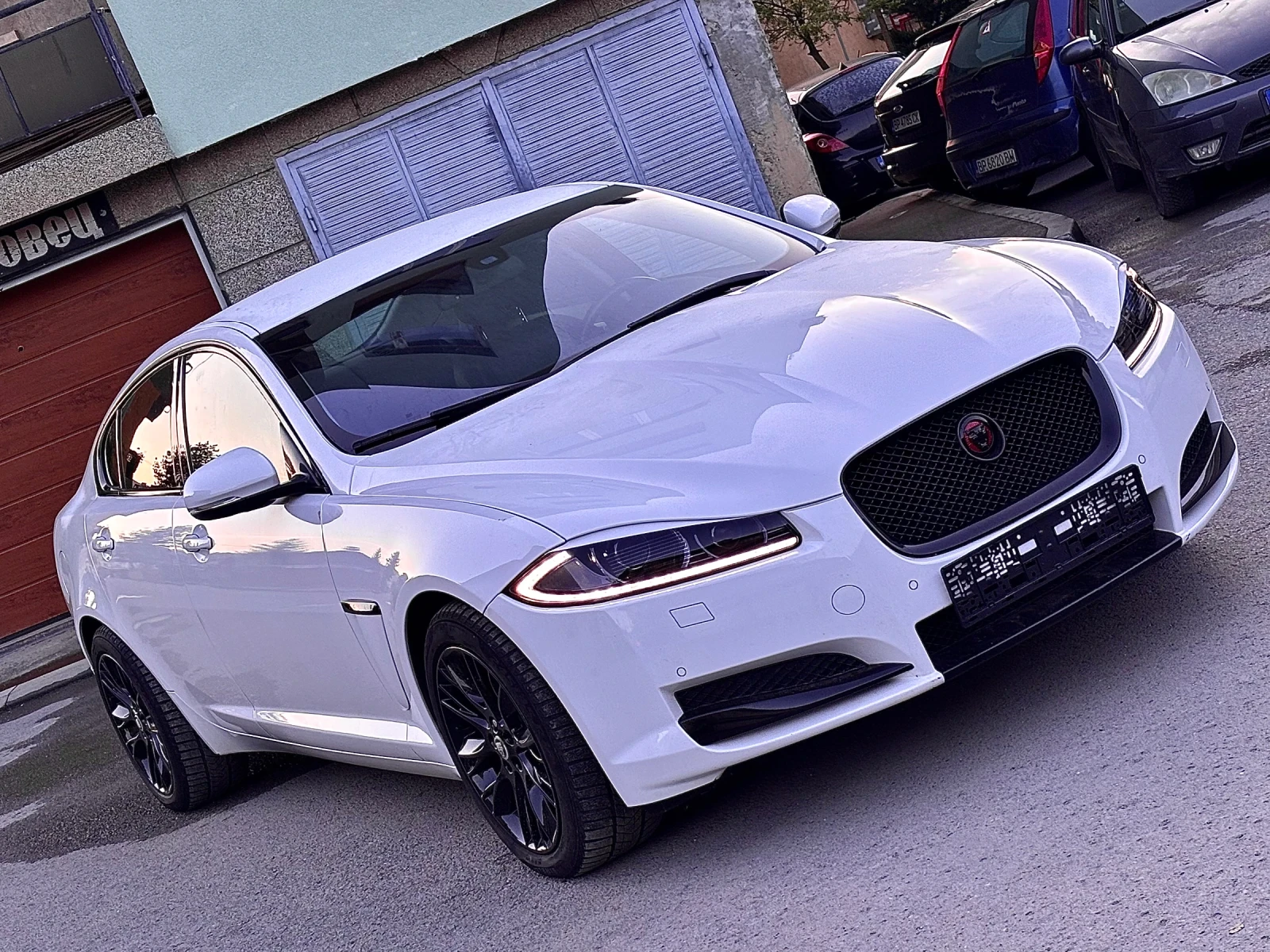 Jaguar Xf 2.2D 200к.с Full  - изображение 4