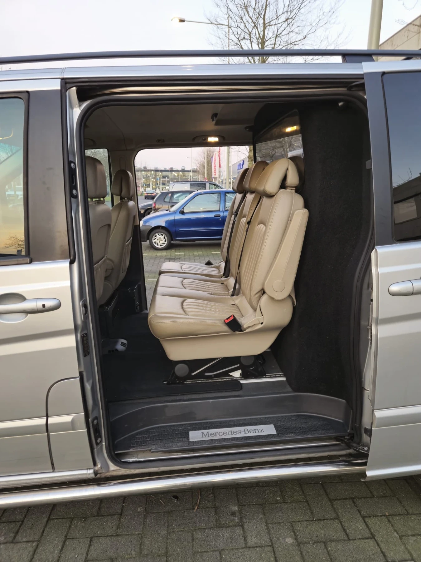 Mercedes-Benz Viano  - изображение 8