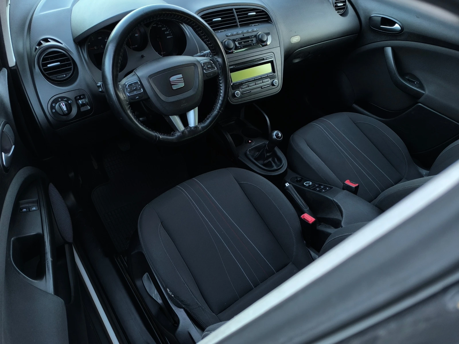 Seat Altea FACE LIFT-1.6TDI-common rail-105кс-КЛИМАТРОНИК- - изображение 10