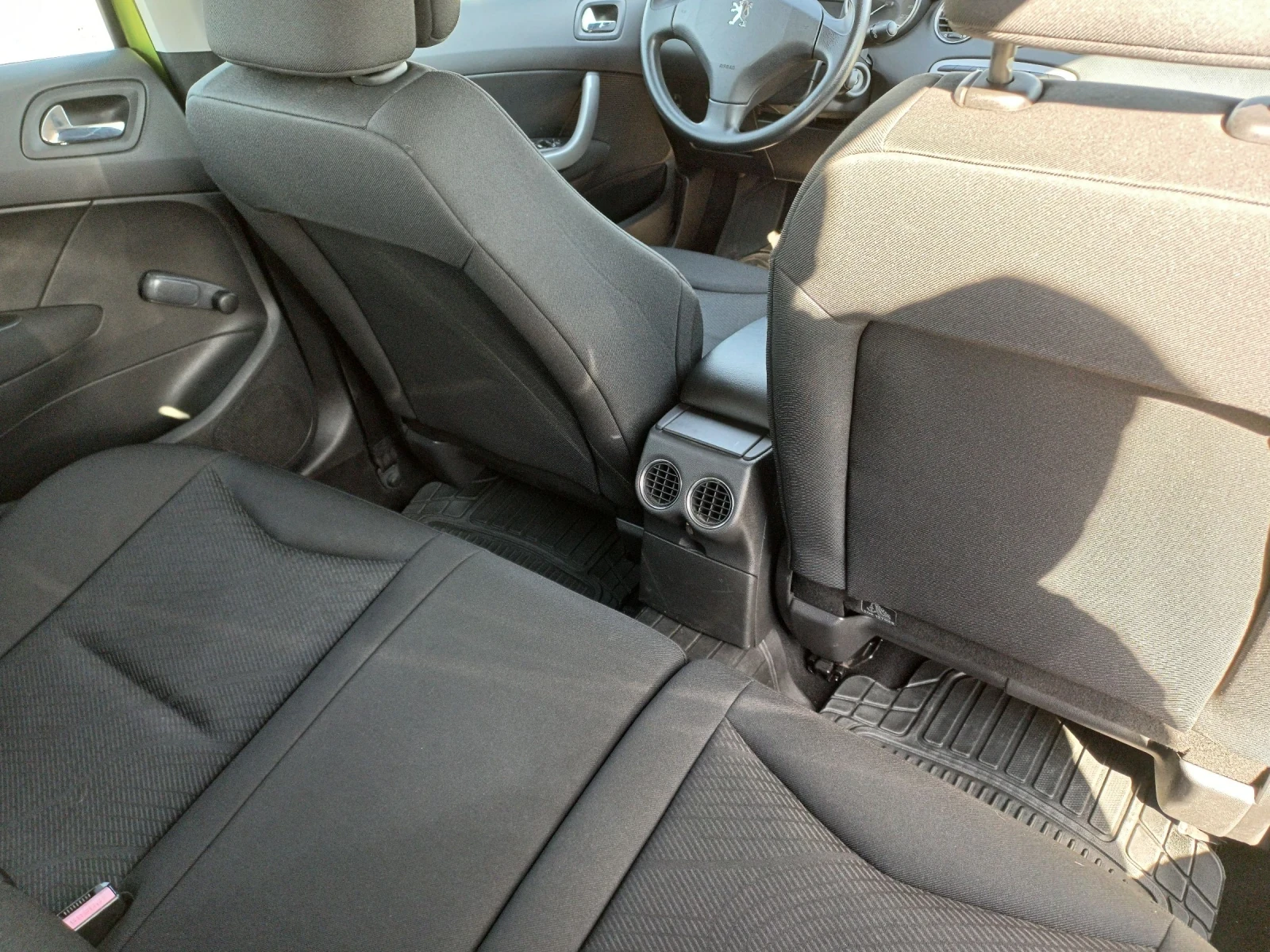 Peugeot 308 1.6 E - изображение 10