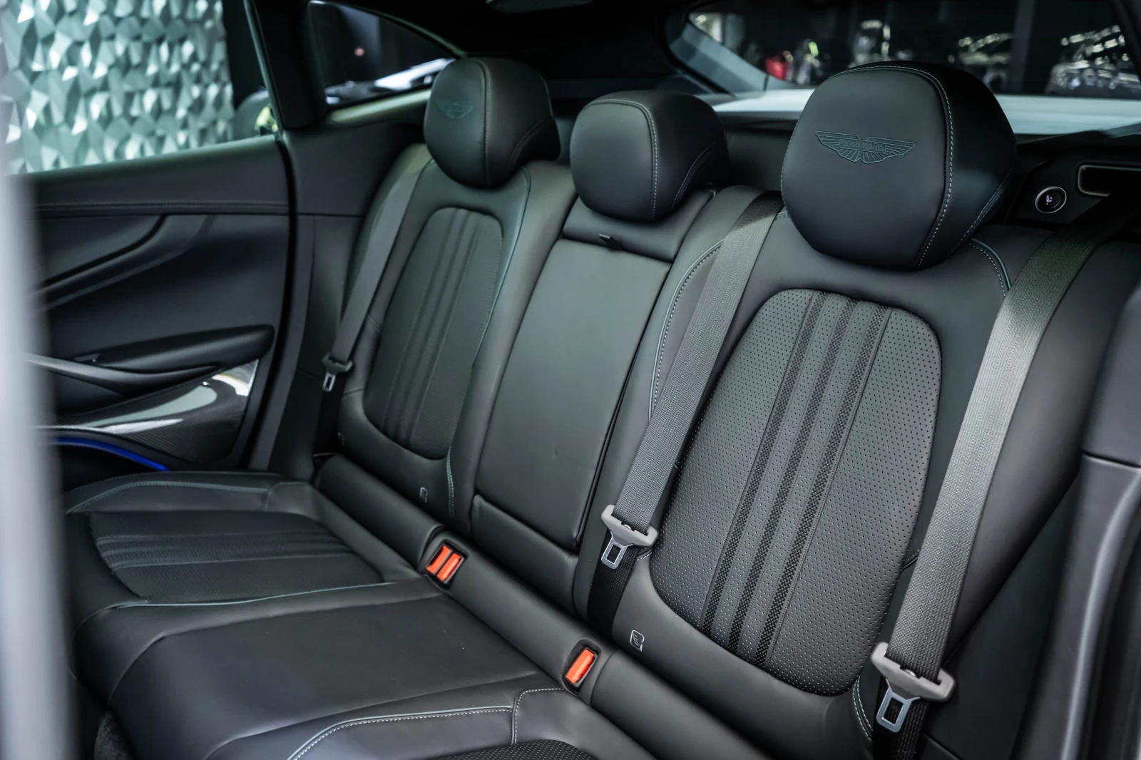 Aston Martin DBX 707* Carbon* Bowers&Wilkins*  | Mobile.bg   16