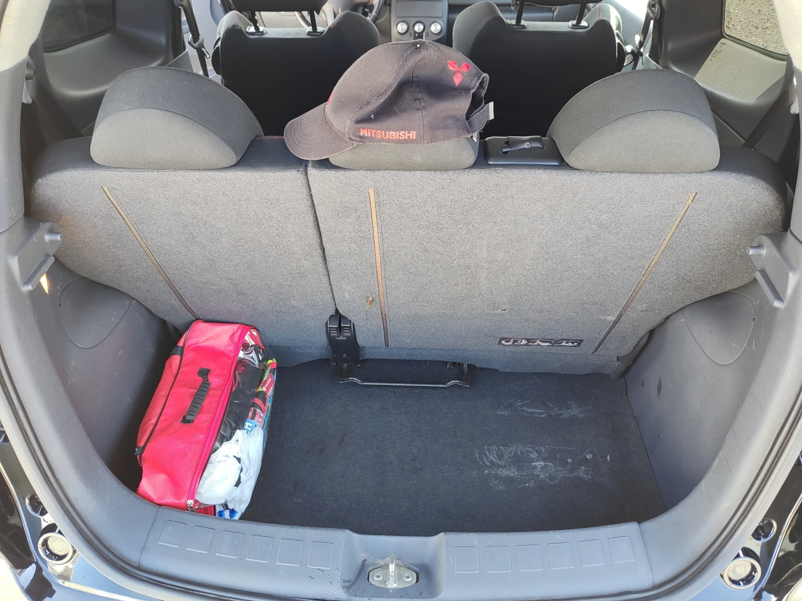 Mitsubishi Colt 1.5 CZT, снимка 11 - Автомобили и джипове - 53840859