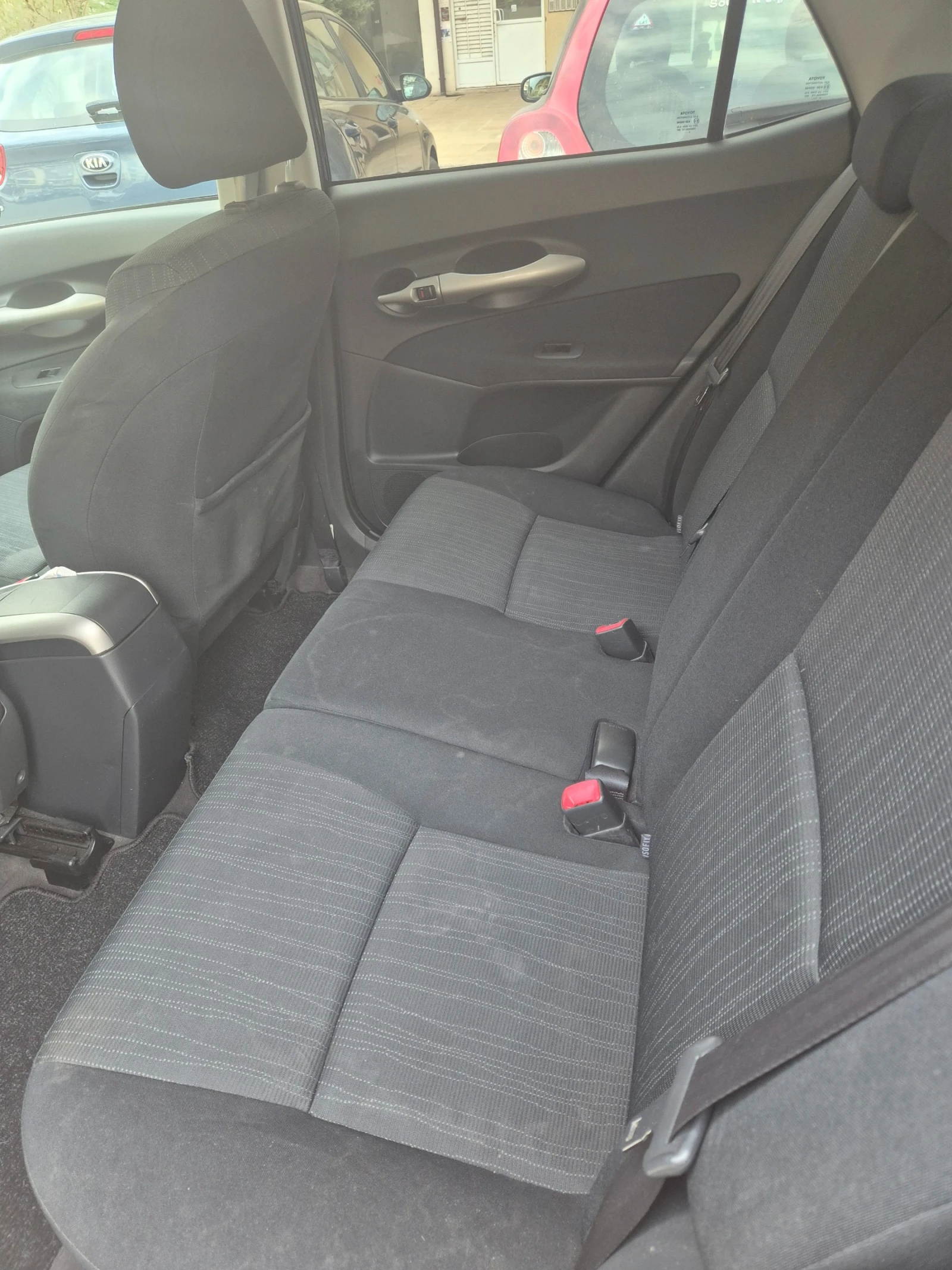 Toyota Auris | Mobile.bg � ����������� 4