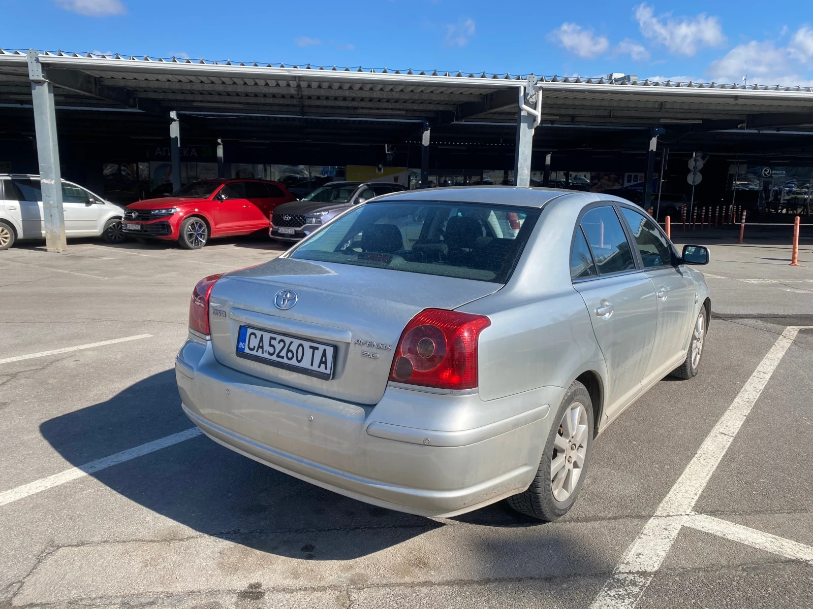 Toyota Avensis 2.0 D4D, снимка 2 - Автомобили и джипове - 54085670