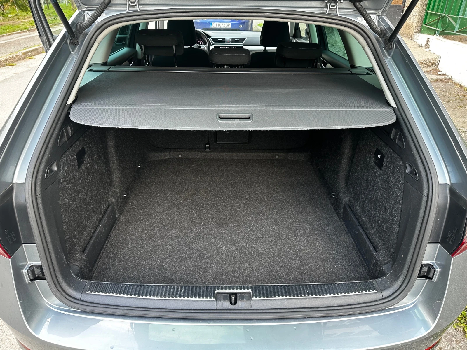 Skoda Superb 2, 0 TDI 4x4, снимка 15 - Автомобили и джипове - 54280788