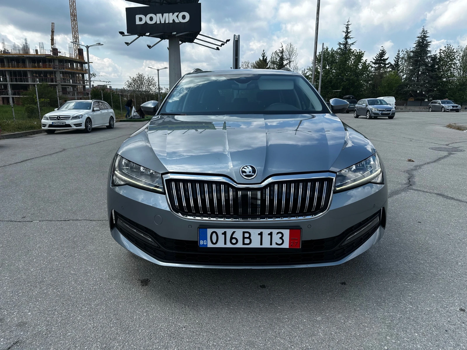 Skoda Superb 2, 0 TDI 4x4, снимка 2 - Автомобили и джипове - 54280788