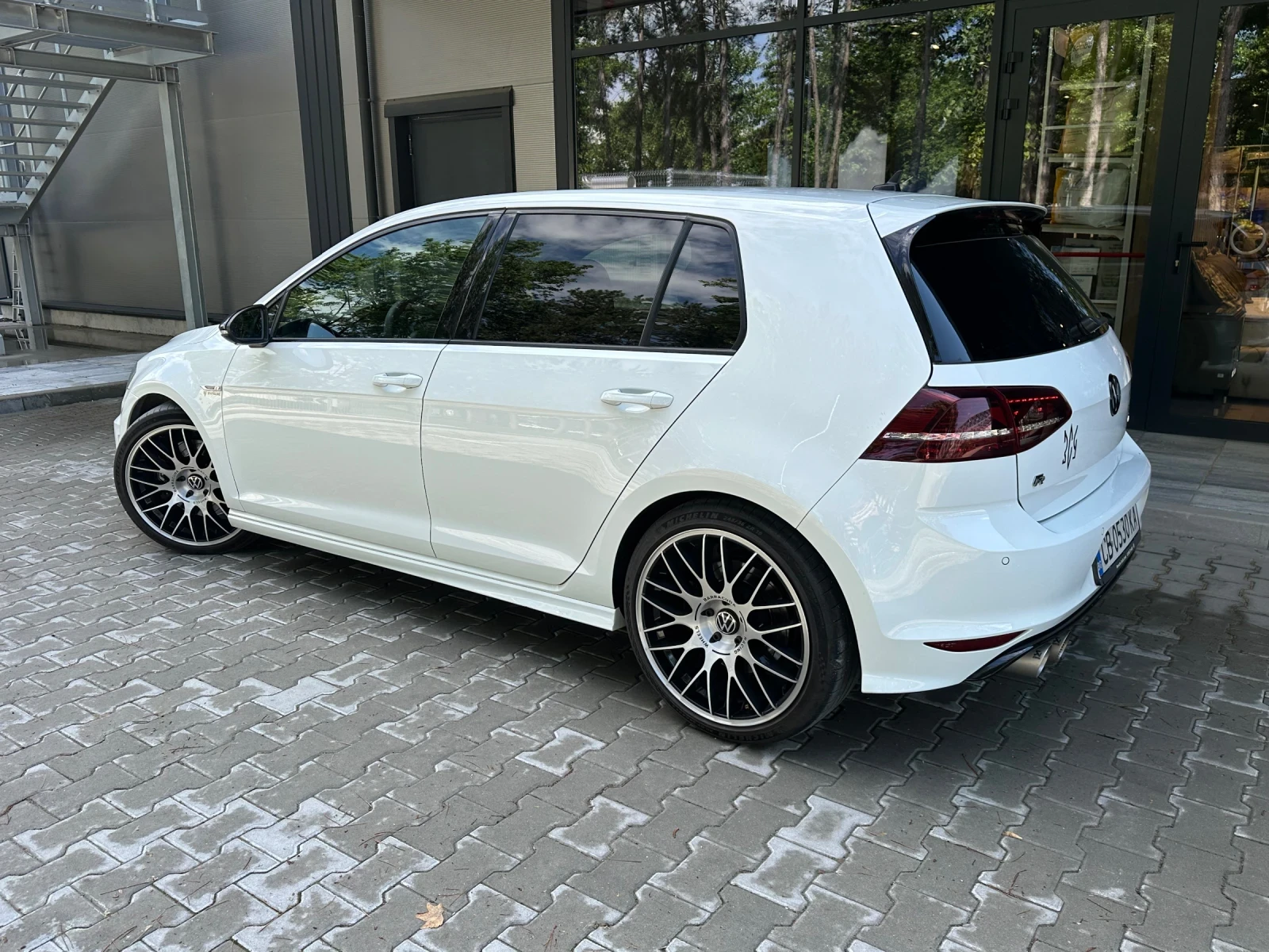 VW Golf R, снимка 2 - Автомобили и джипове - 54577216