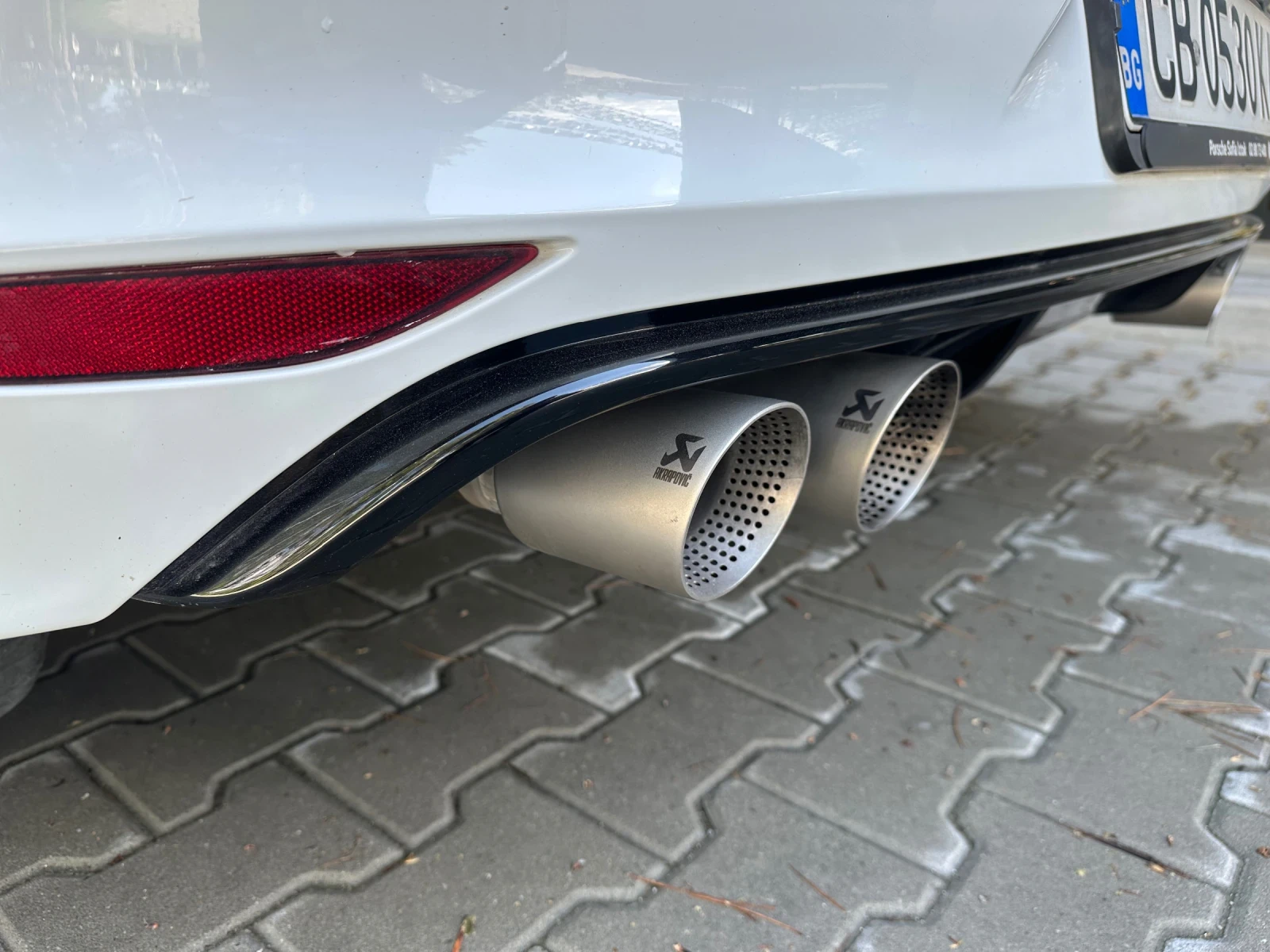 VW Golf R, снимка 8 - Автомобили и джипове - 54577216