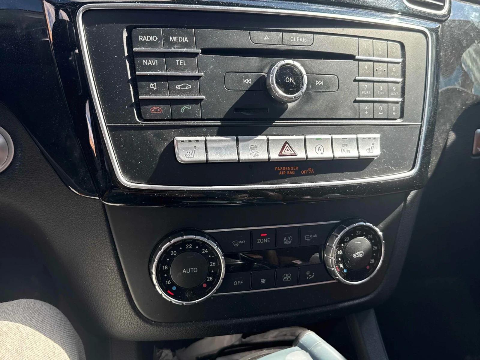 Mercedes-Benz GLS 450 ДИСТРОНИК * ПОДГРЕВ * ПАНОРАМА * 360 * CARFAX, снимка 8 - Автомобили и джипове - 54682744