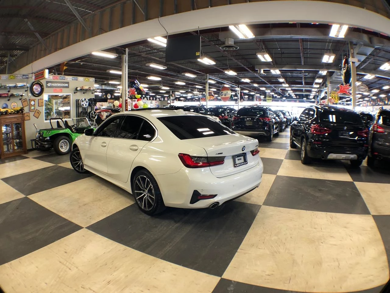 BMW 330 * xDrive * КАМЕРА* ПОДГРЕВ* ПАНОРАМА* , снимка 3 - Автомобили и джипове - 54883341