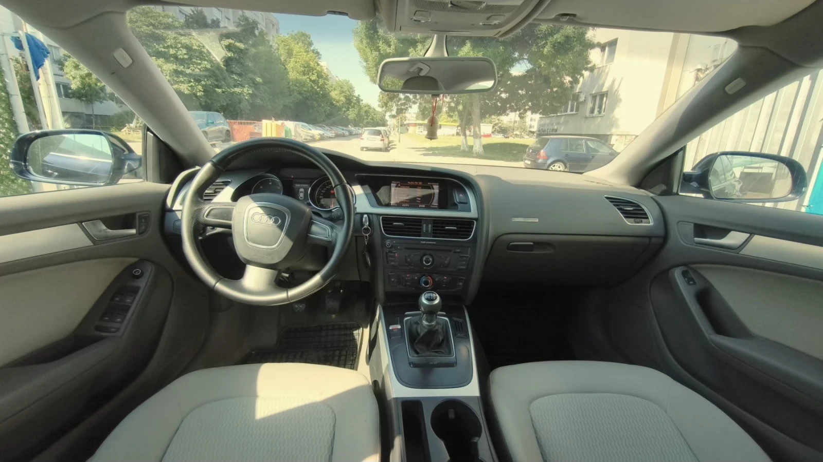 Audi A5 2.0TDI-170к.с Регистрирано и Обслужено Вс.Платено, снимка 9 - Автомобили и джипове - 54994585