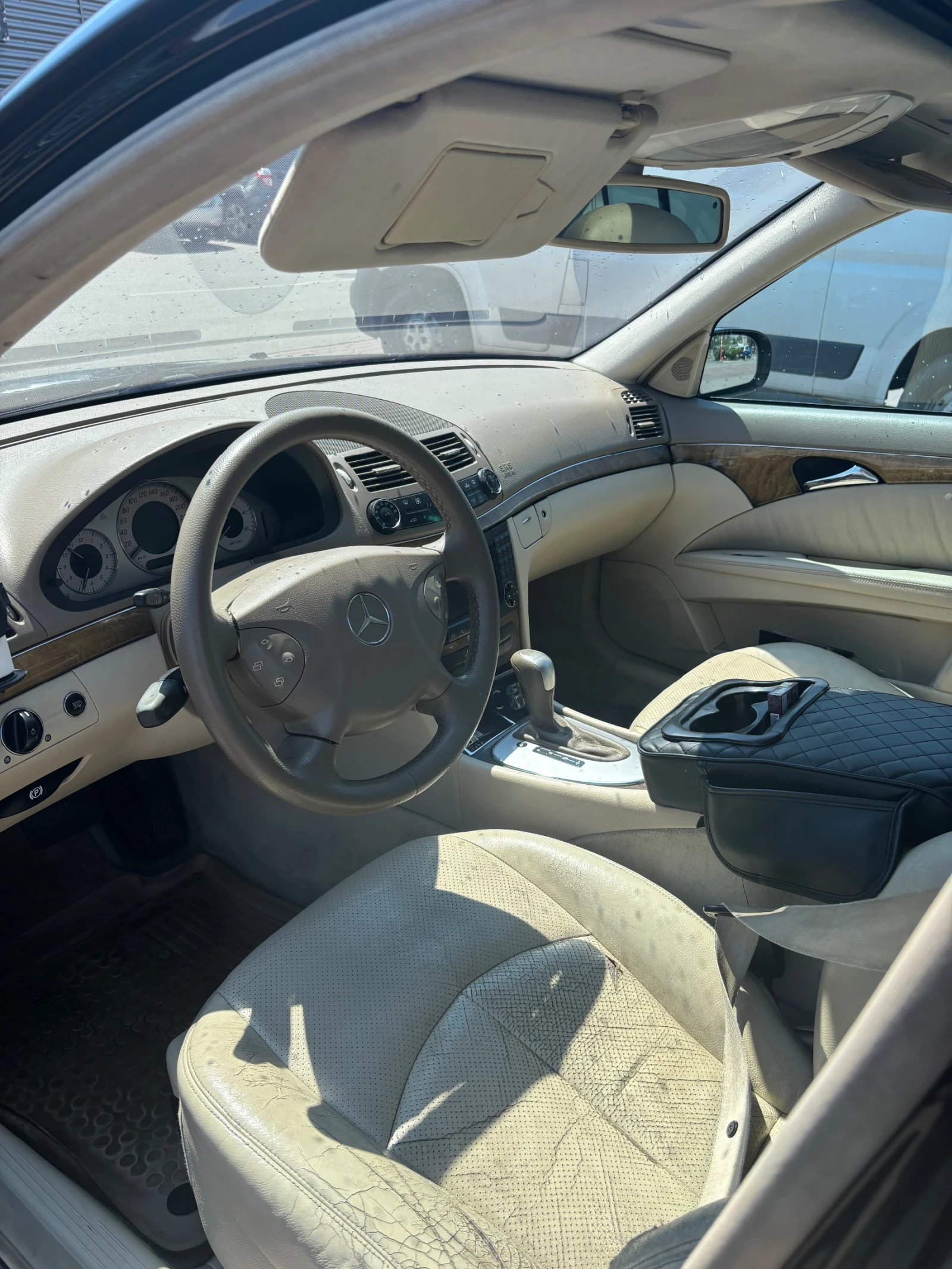 Mercedes-Benz E 280, снимка 5 - Автомобили и джипове - 55057618