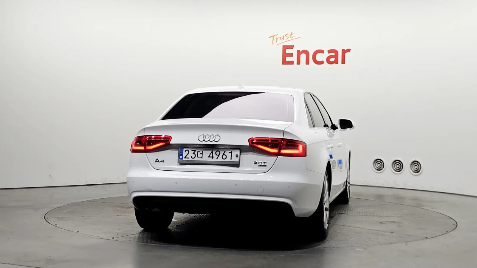 Audi A4 2.0 TFSI Quattro, снимка 4 - Автомобили и джипове - 55061477