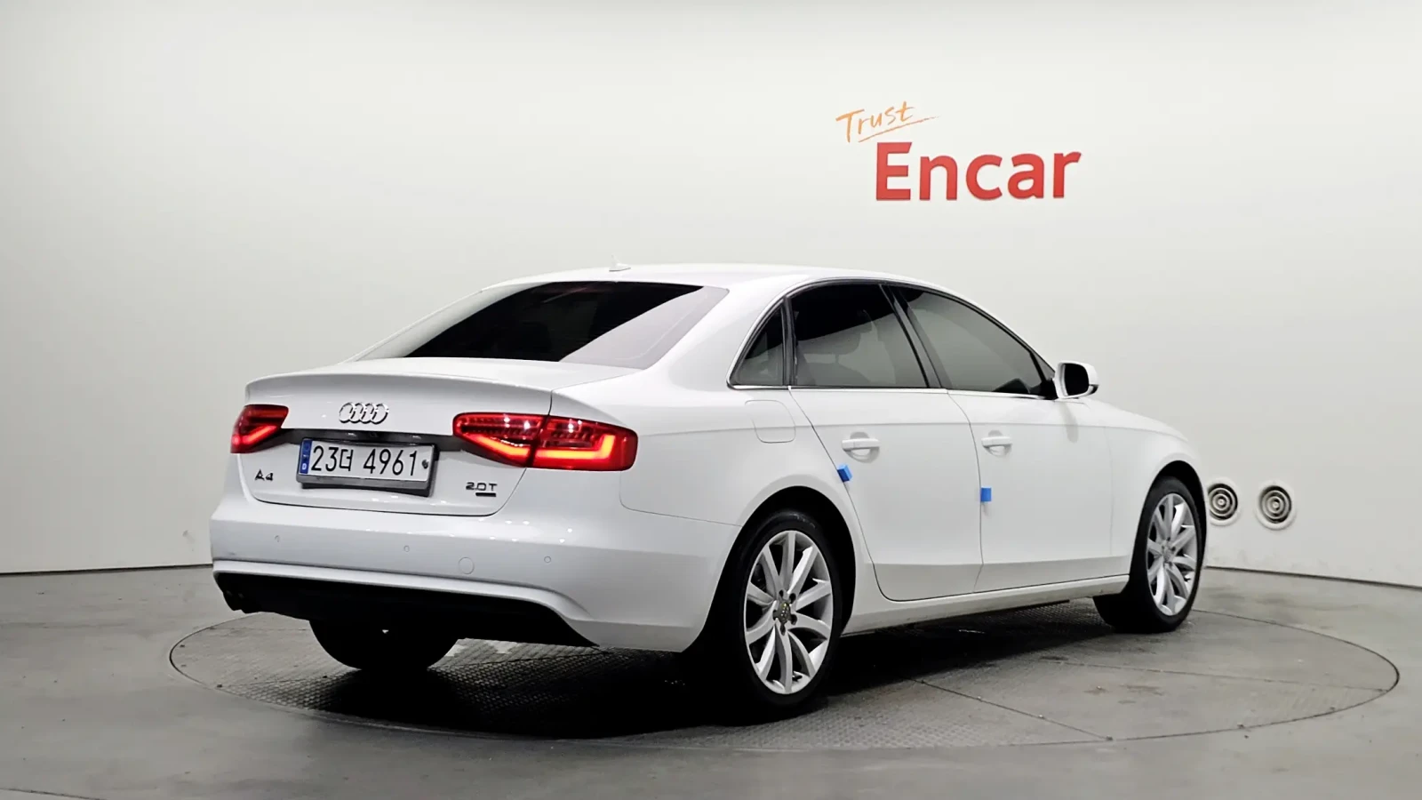 Audi A4 2.0 TFSI Quattro, снимка 2 - Автомобили и джипове - 55061477