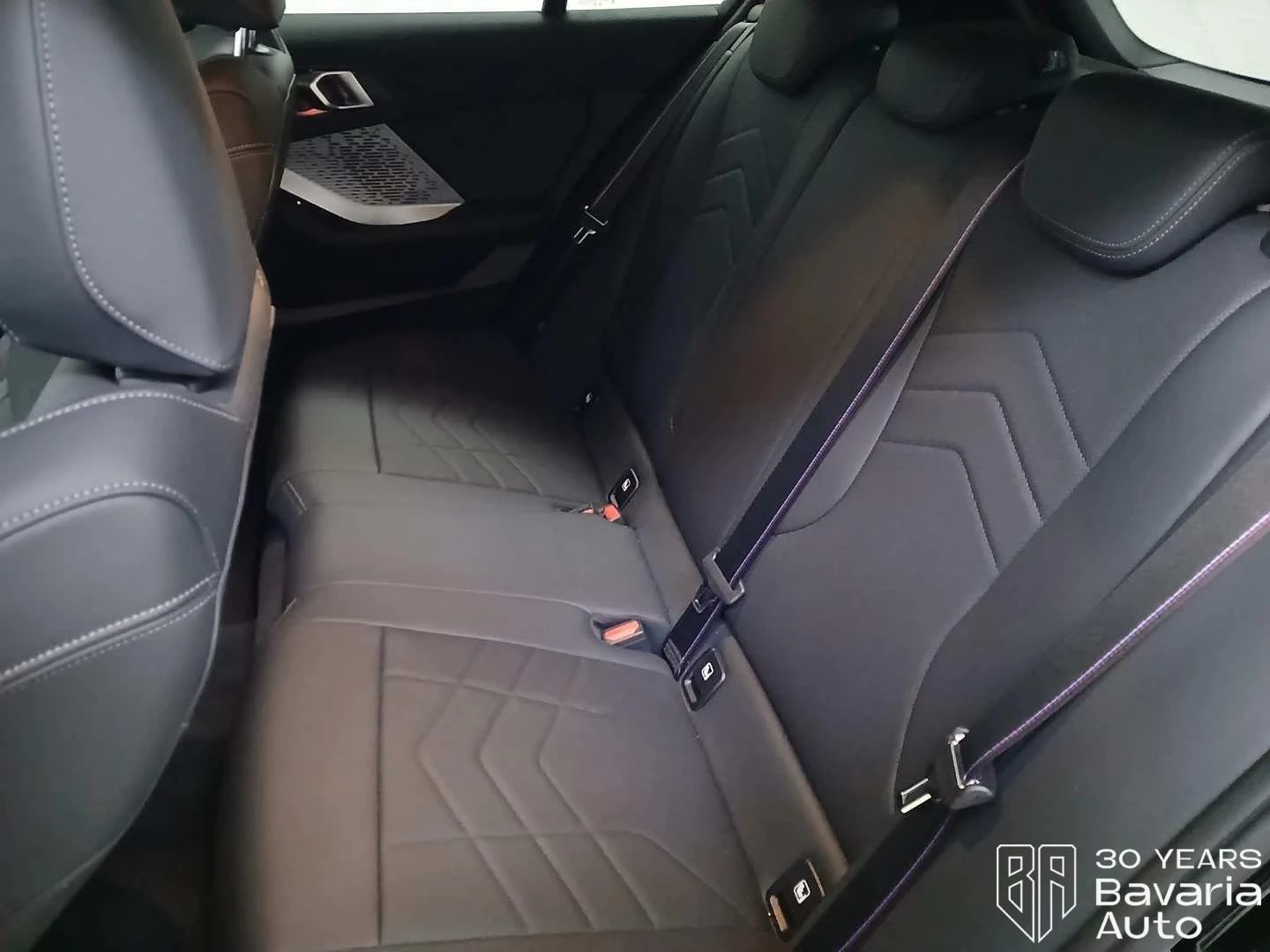 BMW 118 d M Sport Paket Steptronic, снимка 8 - Автомобили и джипове - 55142888