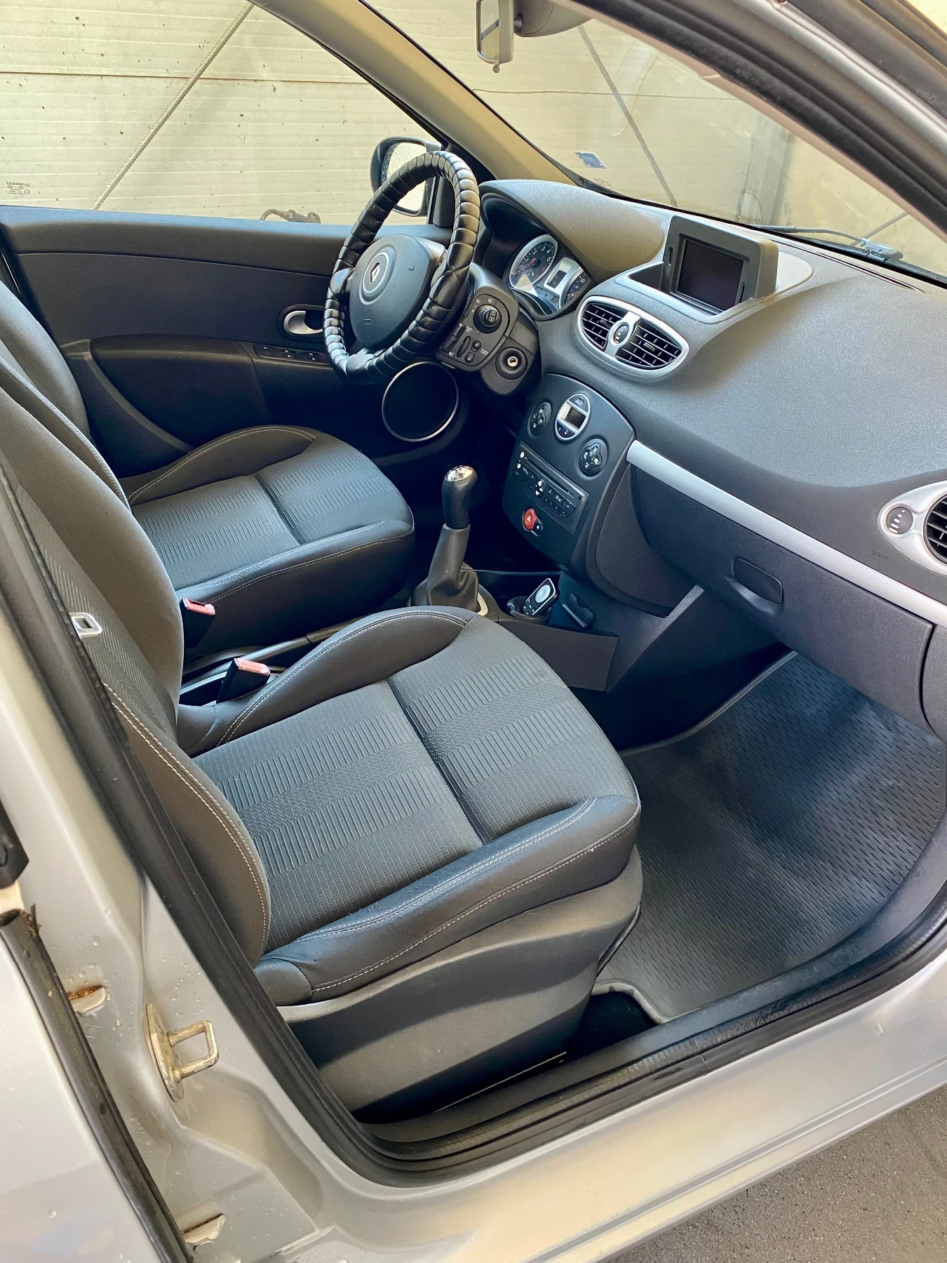 Renault Clio | Mobile.bg � ����������� 11