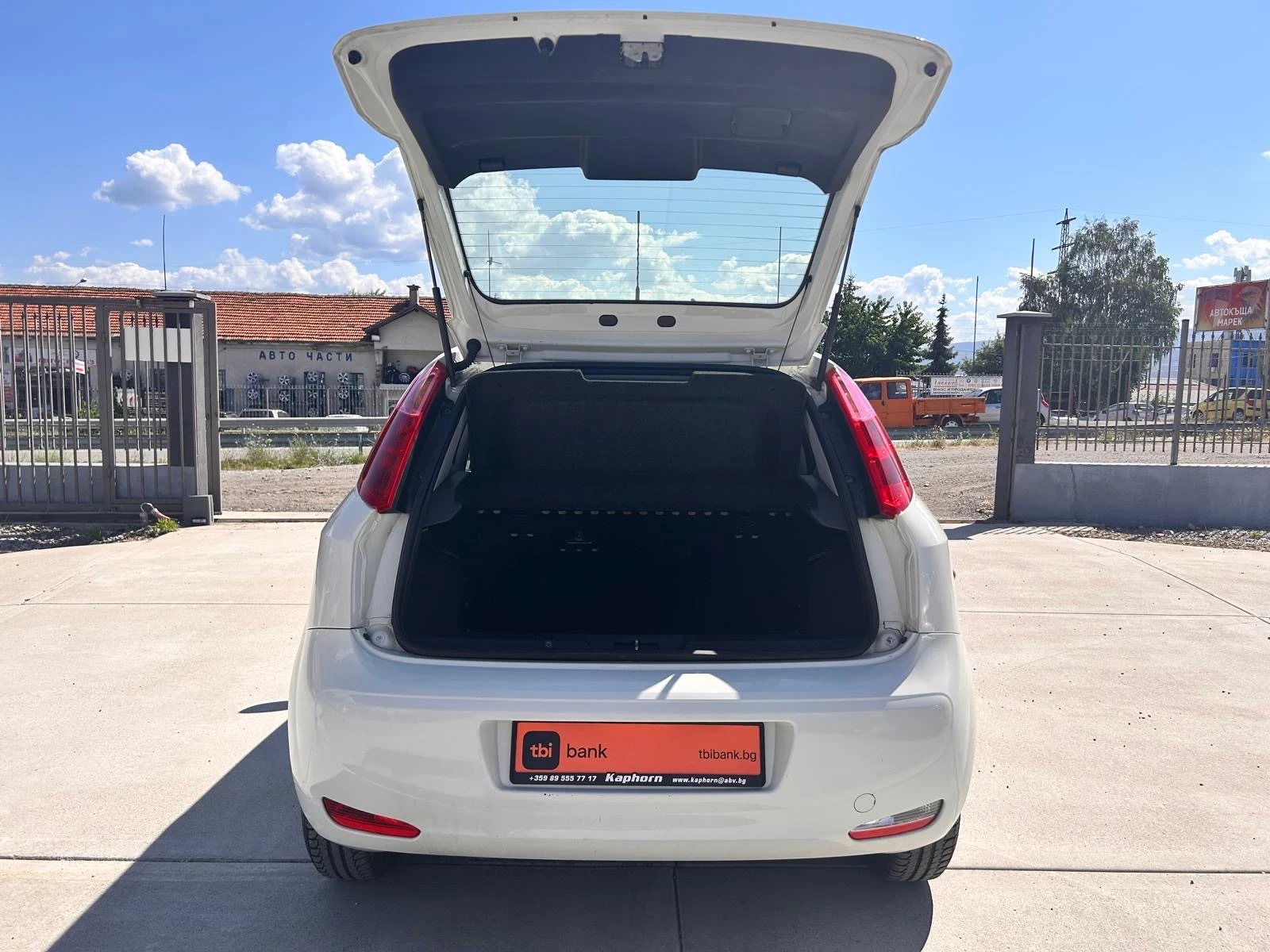 Fiat Punto 1.3mj, снимка 6 - Автомобили и джипове - 55285237