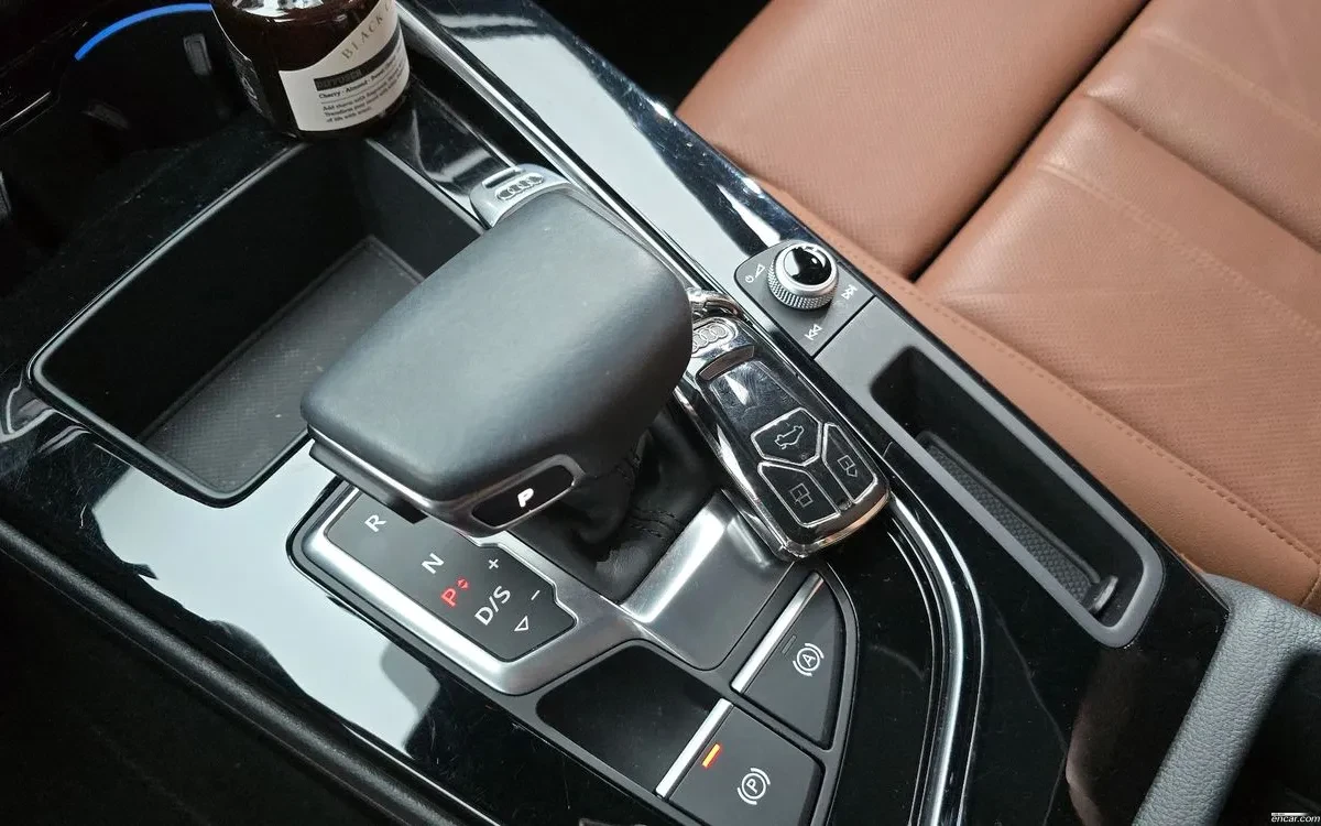 Audi A4 35 TDI PREMIUM, снимка 9 - Автомобили и джипове - 55507380