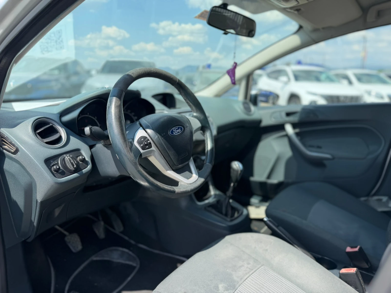 Ford Fiesta / 1.2I / EURO 5 /, снимка 9 - Автомобили и джипове - 55563139