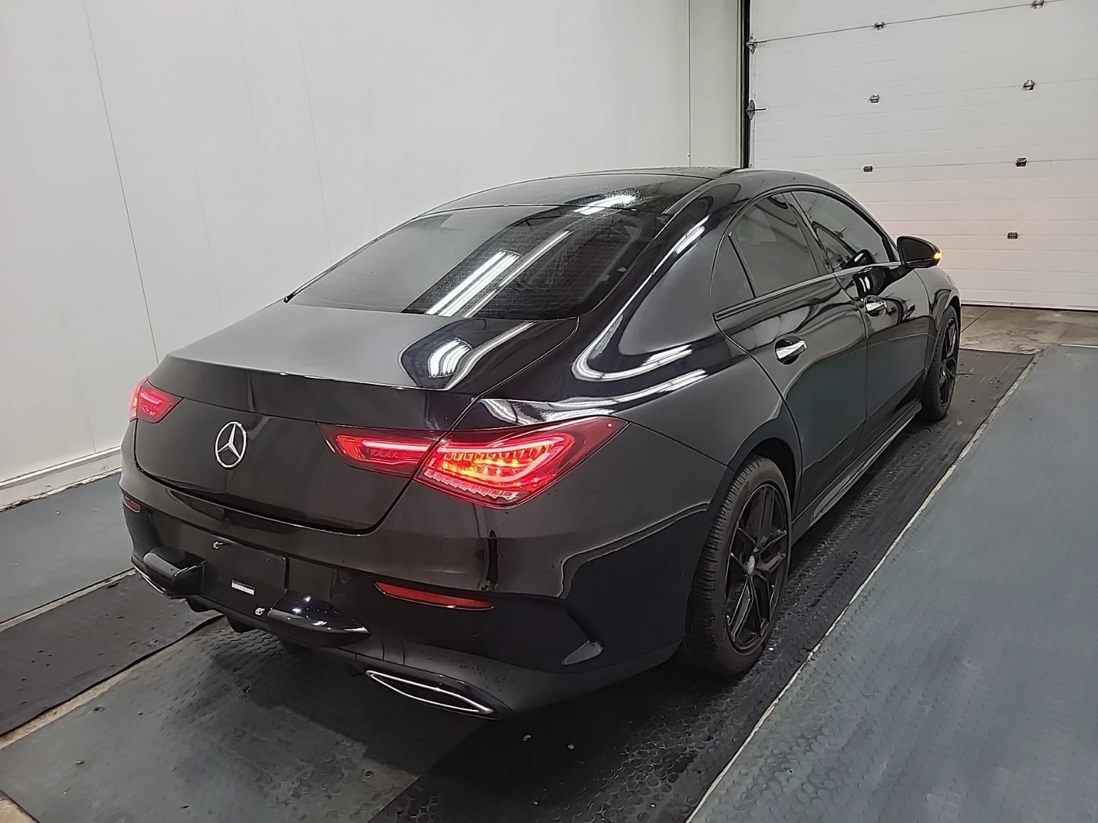 Mercedes-Benz CLA 250 CARFAX, снимка 3 - Автомобили и джипове - 55958729