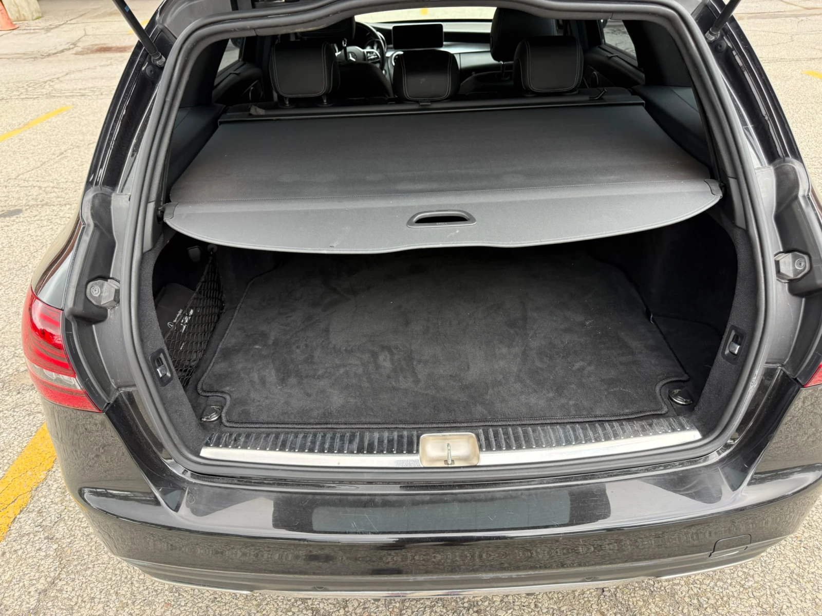 Mercedes-Benz C 300 AMG - Package , снимка 6 - Автомобили и джипове - 56060091