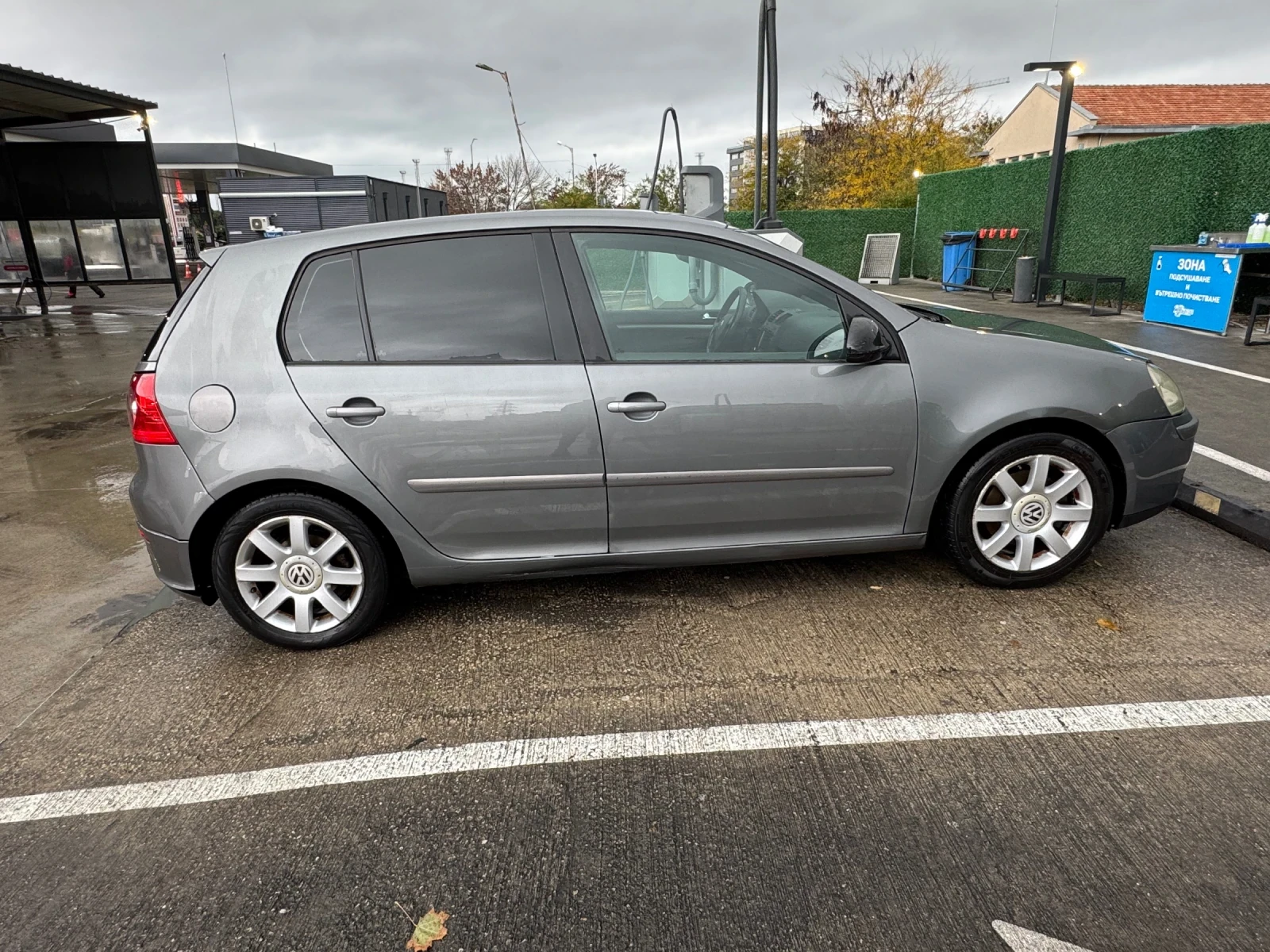 VW Golf 5, снимка 3 - Автомобили и джипове - 56721476