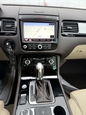 VW Touareg V6 Sport * АвтоКредит * (Цена до БГ), снимка 12