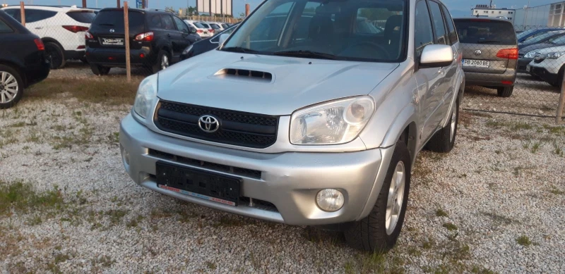 Toyota Rav4 2, 0 D4D От Италия!, снимка 3 - Автомобили и джипове - 50264856