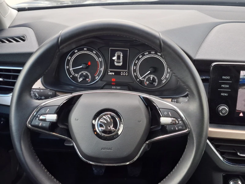 Skoda Kamiq Vision 1, 5 TSI 150 к.с. 6МТ, снимка 6 - Автомобили и джипове - 52616119
