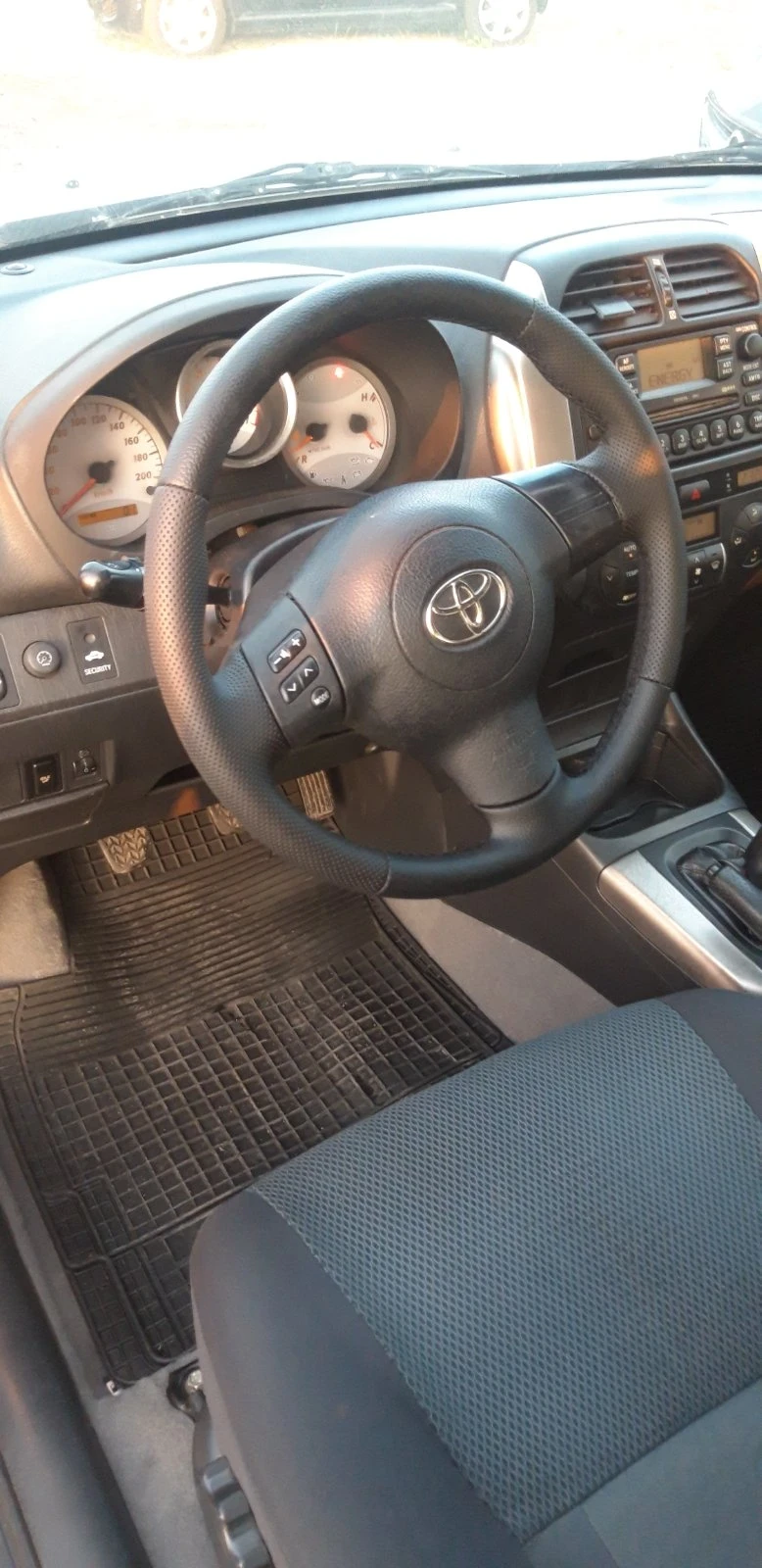 Toyota Rav4 2, 0 D4D  ! | Mobile.bg   11