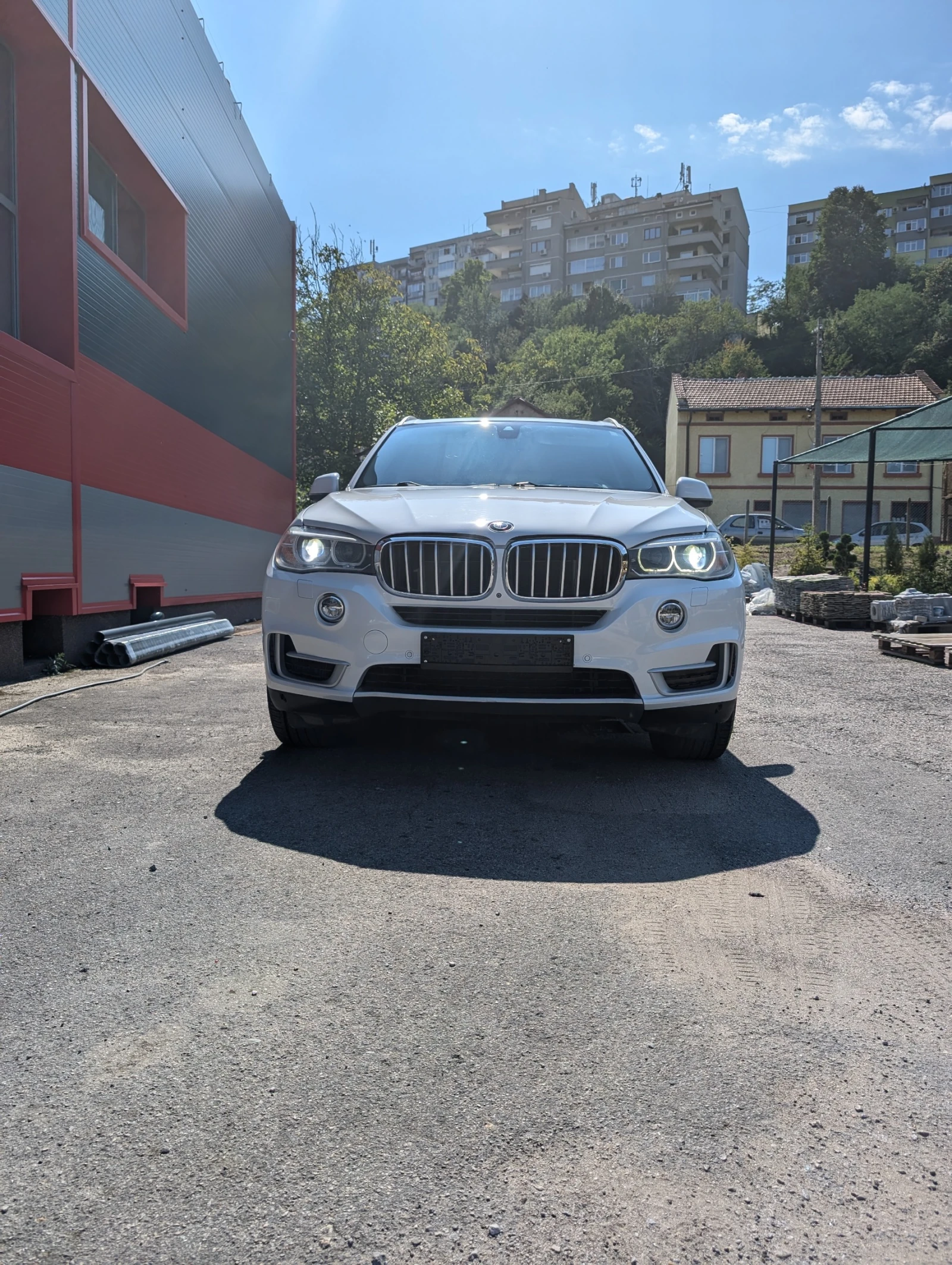 BMW X5 XDRIVE 50i. Панорама, хедъп дисплей, подгрев  - изображение 6