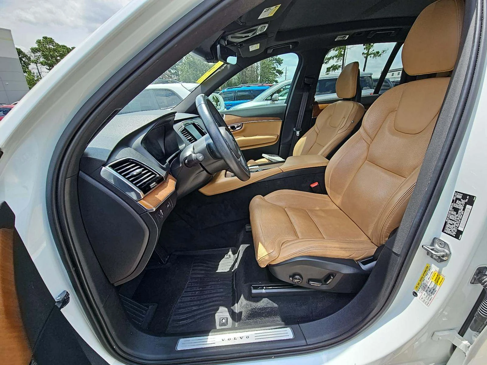 Volvo Xc90 INSCRIPTION* 360* DISTRO* 7МЕСТА* ОБДУХ* ПАНО* KEY - изображение 7