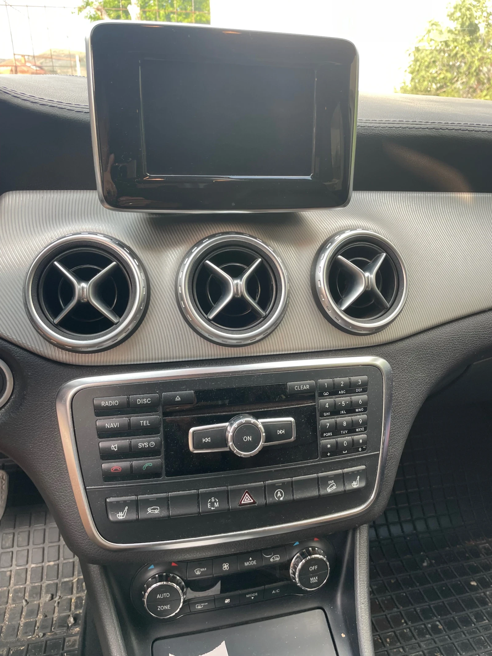 Mercedes-Benz GLA 250  - изображение 9
