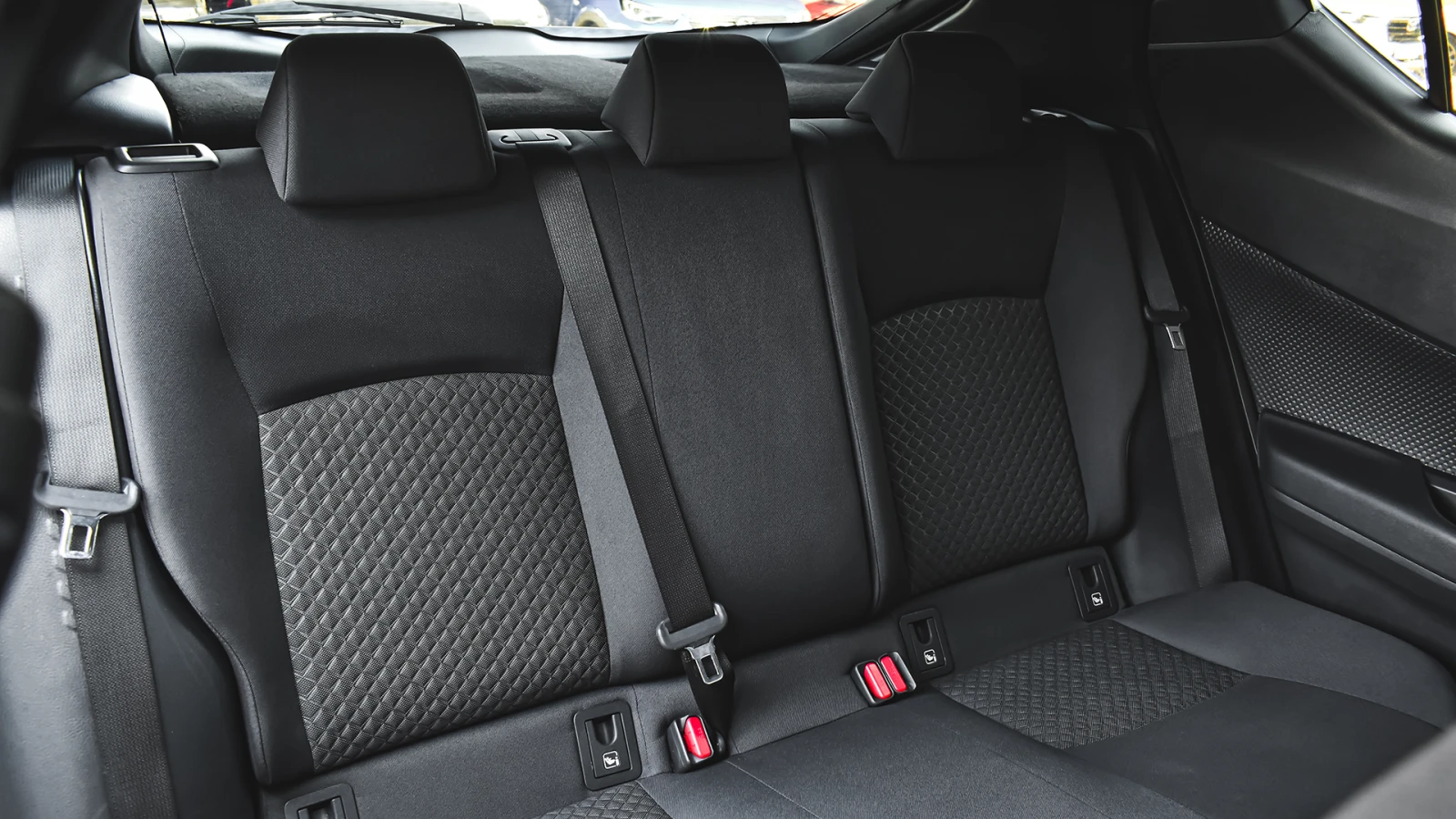 Toyota C-HR 2.0 Hybrid Club Automatic | Mobile.bg   11