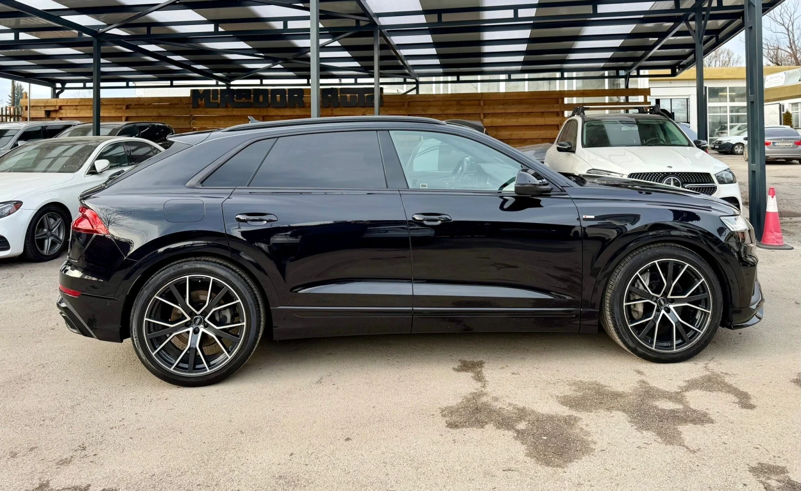 Audi Q8 S-line Technik , снимка 4 - Автомобили и джипове - 54206920