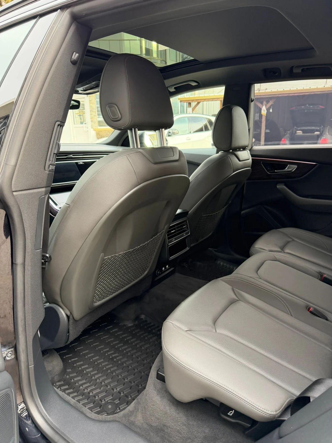 Audi Q8 S-line Technik , снимка 14 - Автомобили и джипове - 54206920