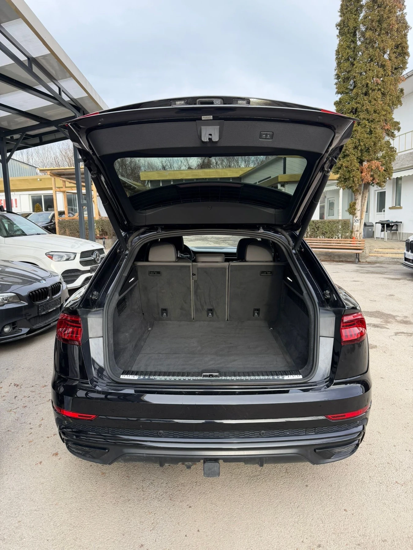 Audi Q8 S-line Technik , снимка 9 - Автомобили и джипове - 54206920