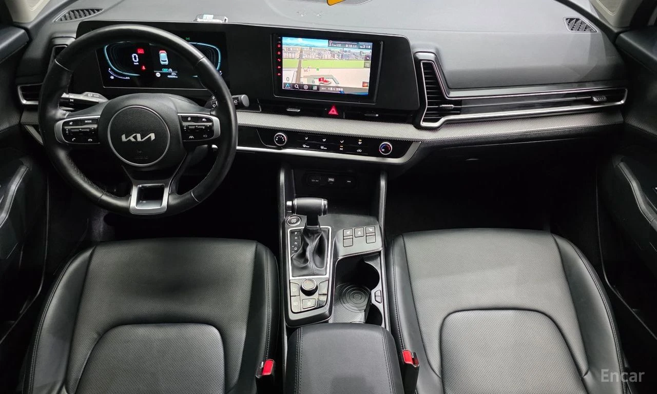 Kia Sportage 2.0 Trendy* HARMAN KARDON* ПОДГРЕВ* КАМЕРА* , снимка 7 - Автомобили и джипове - 54827554