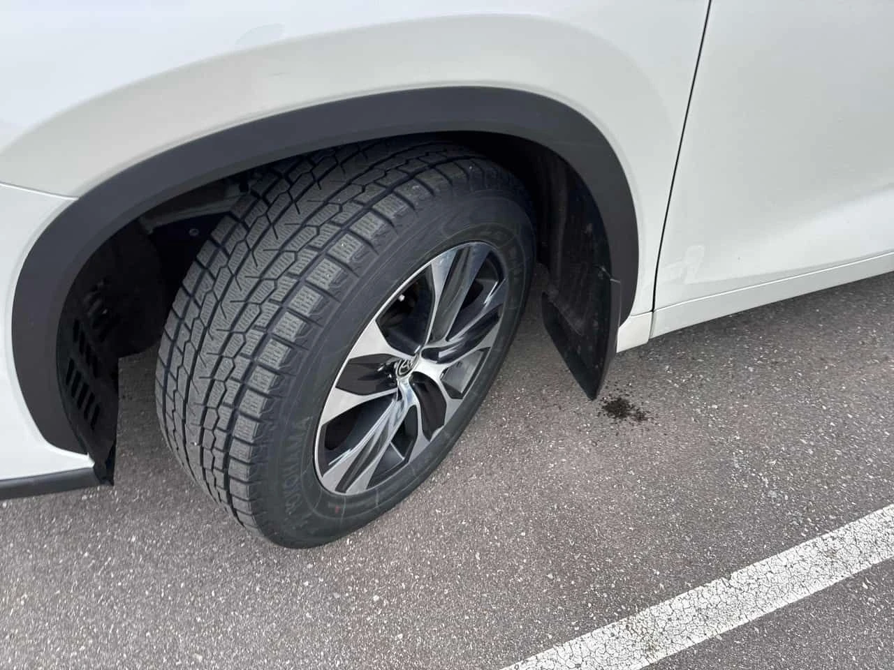 Toyota Highlander * XLE * АВТОКРЕДИТ БЕЗ ПЪРВОНАЧАЛНА ВНОСКА* , снимка 7 - Автомобили и джипове - 55164456