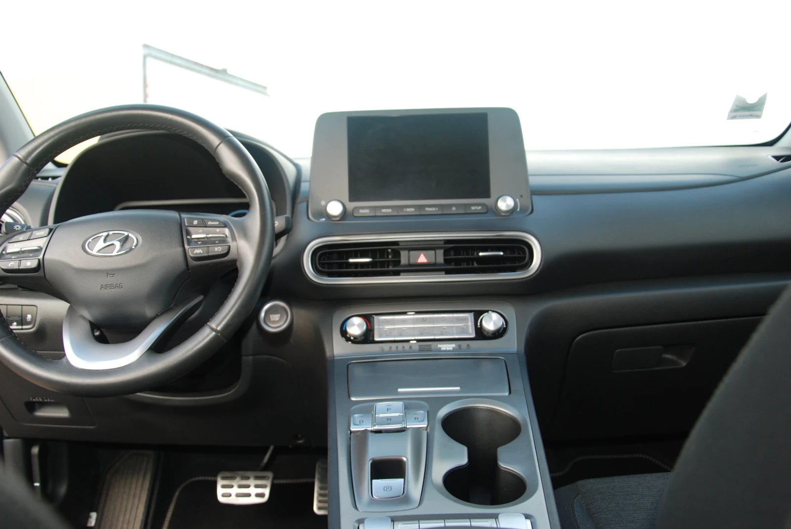 Hyundai Kona 269 евро на месец , снимка 9 - Автомобили и джипове - 55220238