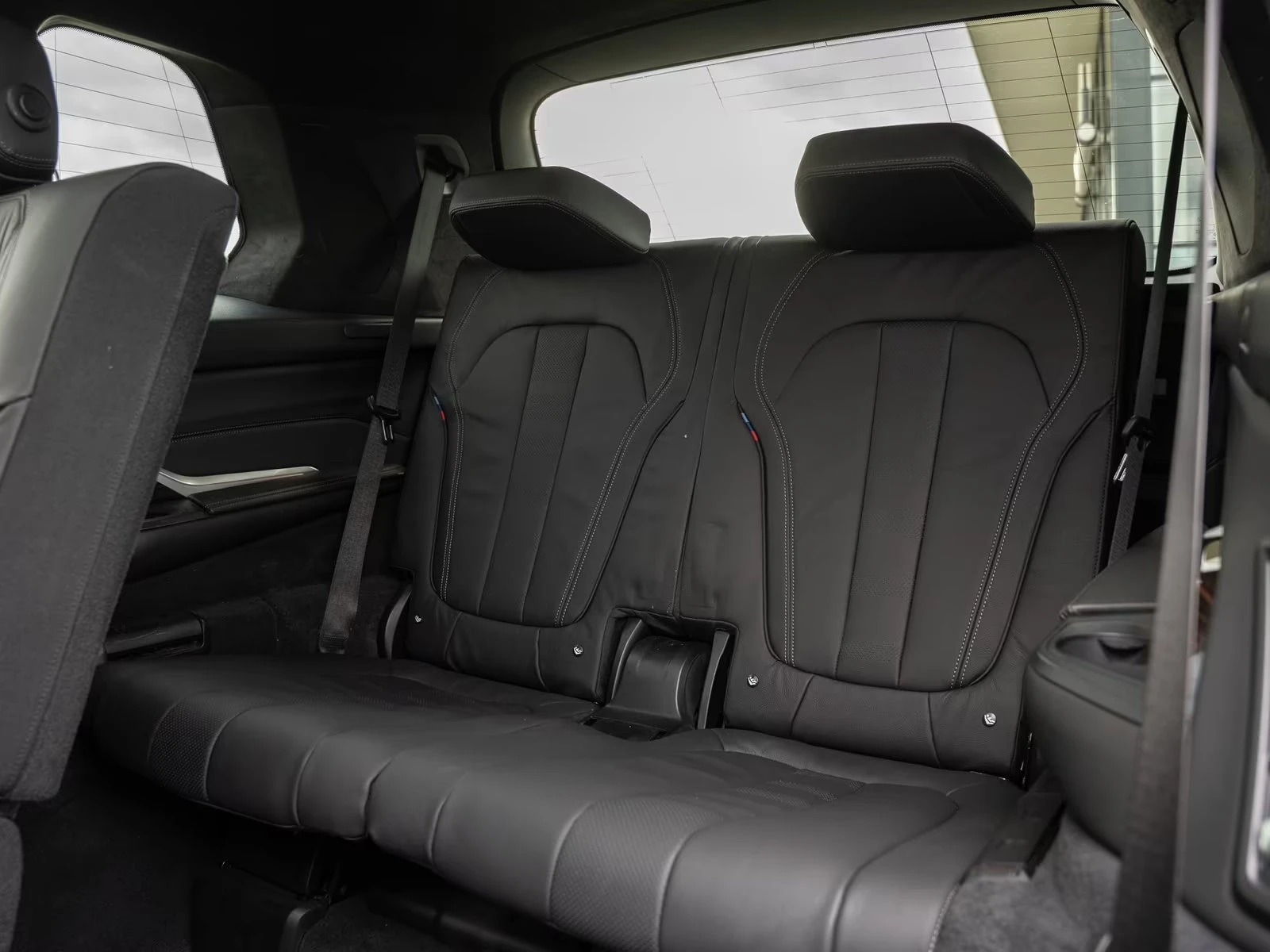 BMW X7 30d/xDRIVE/265HP/MSPORT/PANO/360/H&K/ACC/629z, снимка 11 - Автомобили и джипове - 55395132