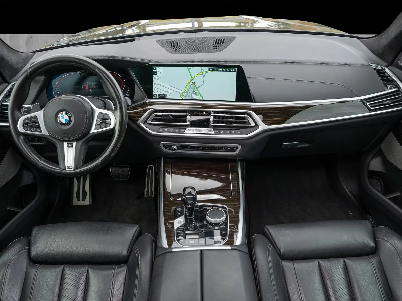 BMW X7 30d/xDRIVE/265HP/MSPORT/PANO/360/H&K/ACC/629z, снимка 7 - Автомобили и джипове - 55395132