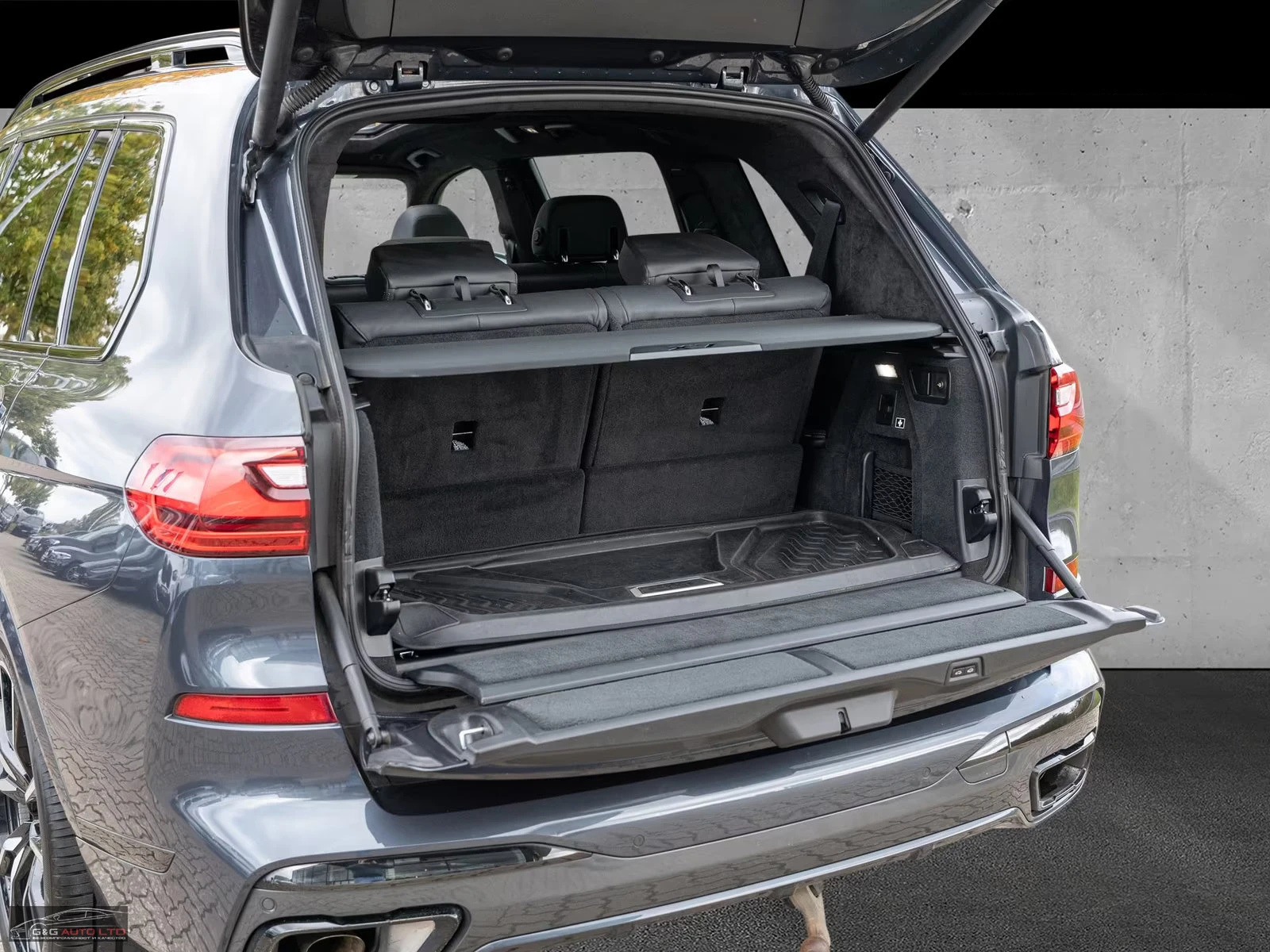 BMW X7 30d/xDRIVE/265HP/MSPORT/PANO/360/H&K/ACC/629z, снимка 4 - Автомобили и джипове - 55395132