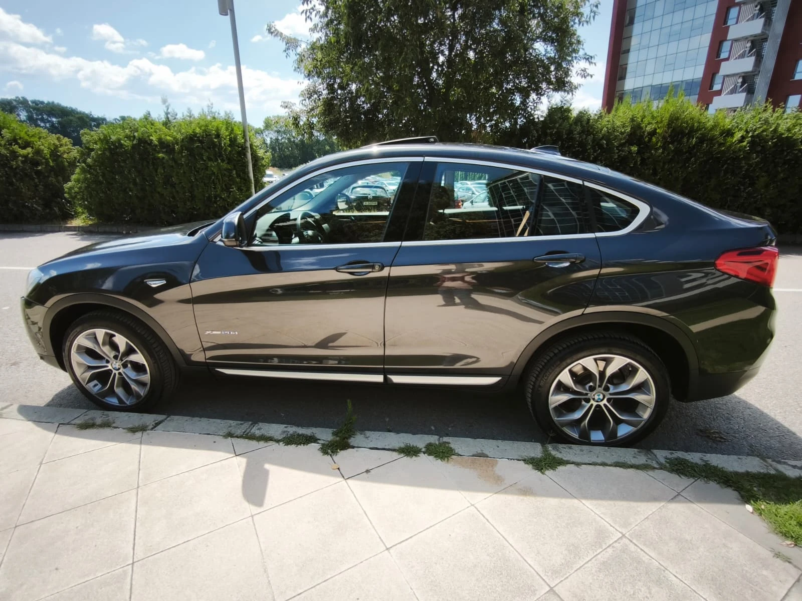 BMW X4 xDrive20d F26, снимка 10 - Автомобили и джипове - 55527857