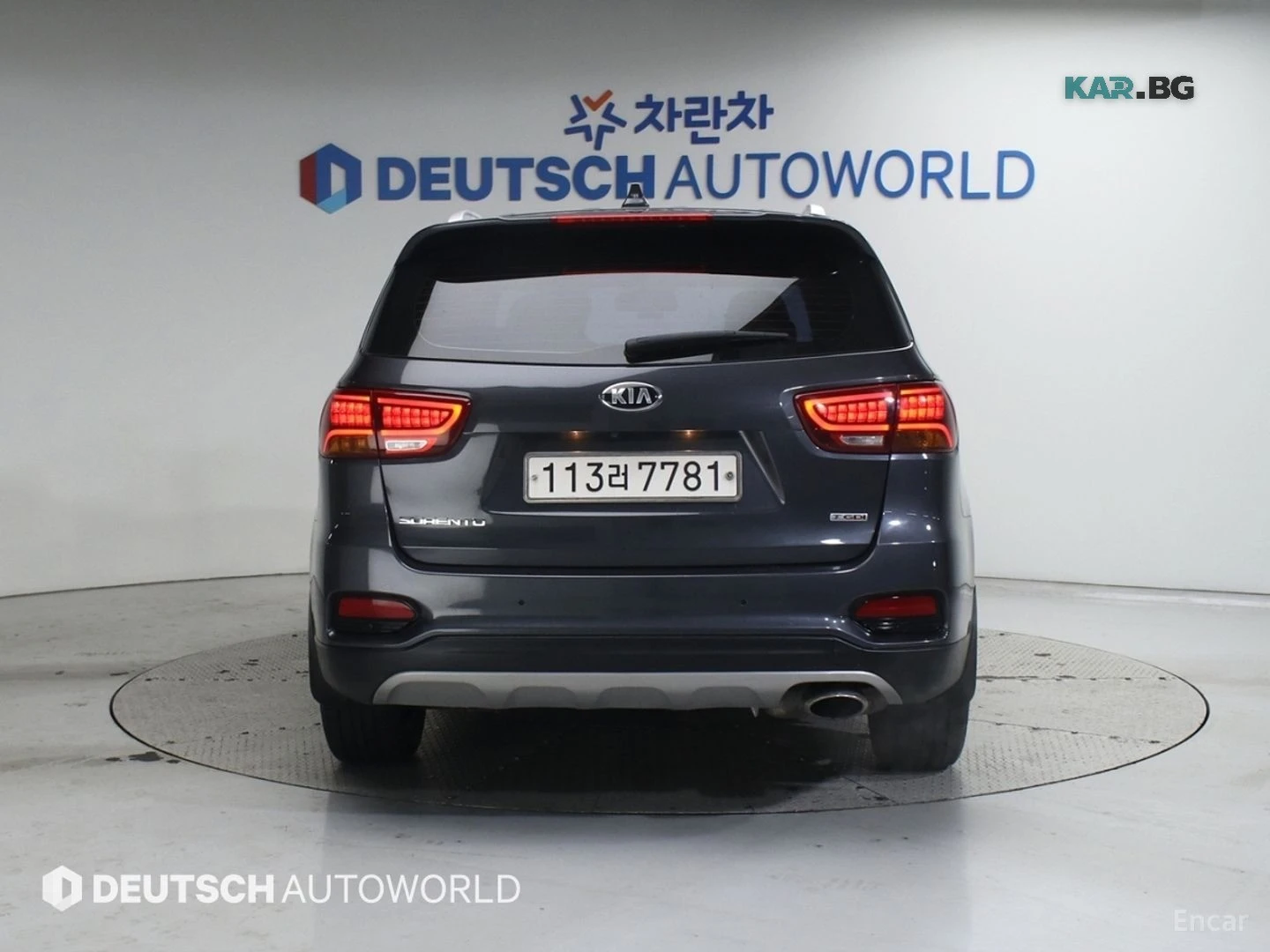 Kia Sorento 2.0T* 4WD* NOBLESSE* КОЖА* ПОДГРЕВ* ОБДУХВАНЕ* КАМ, снимка 4 - Автомобили и джипове - 55978777