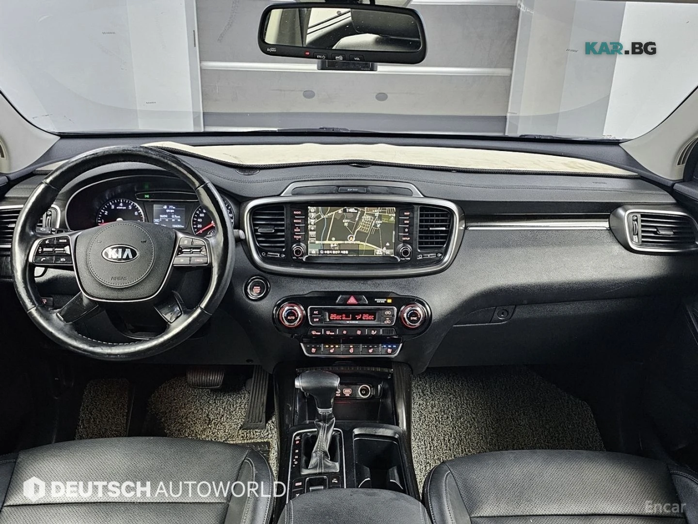 Kia Sorento 2.0T* 4WD* NOBLESSE* КОЖА* ПОДГРЕВ* ОБДУХВАНЕ* КАМ, снимка 7 - Автомобили и джипове - 55978777