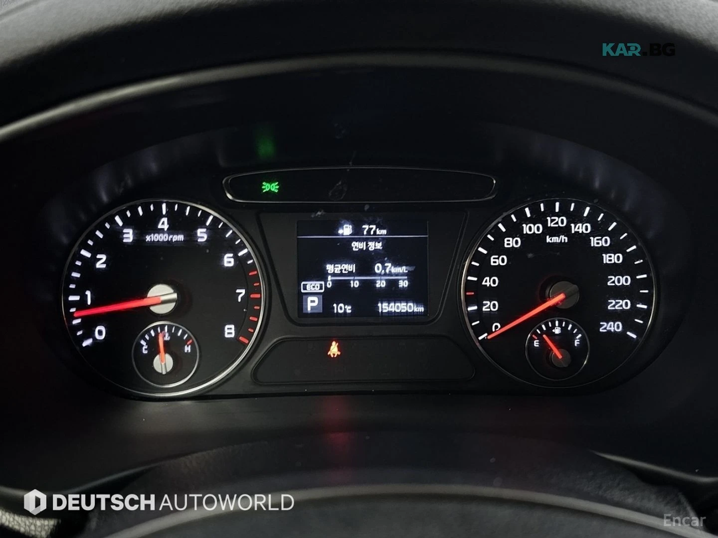 Kia Sorento 2.0T* 4WD* NOBLESSE* КОЖА* ПОДГРЕВ* ОБДУХВАНЕ* КАМ, снимка 8 - Автомобили и джипове - 55978777