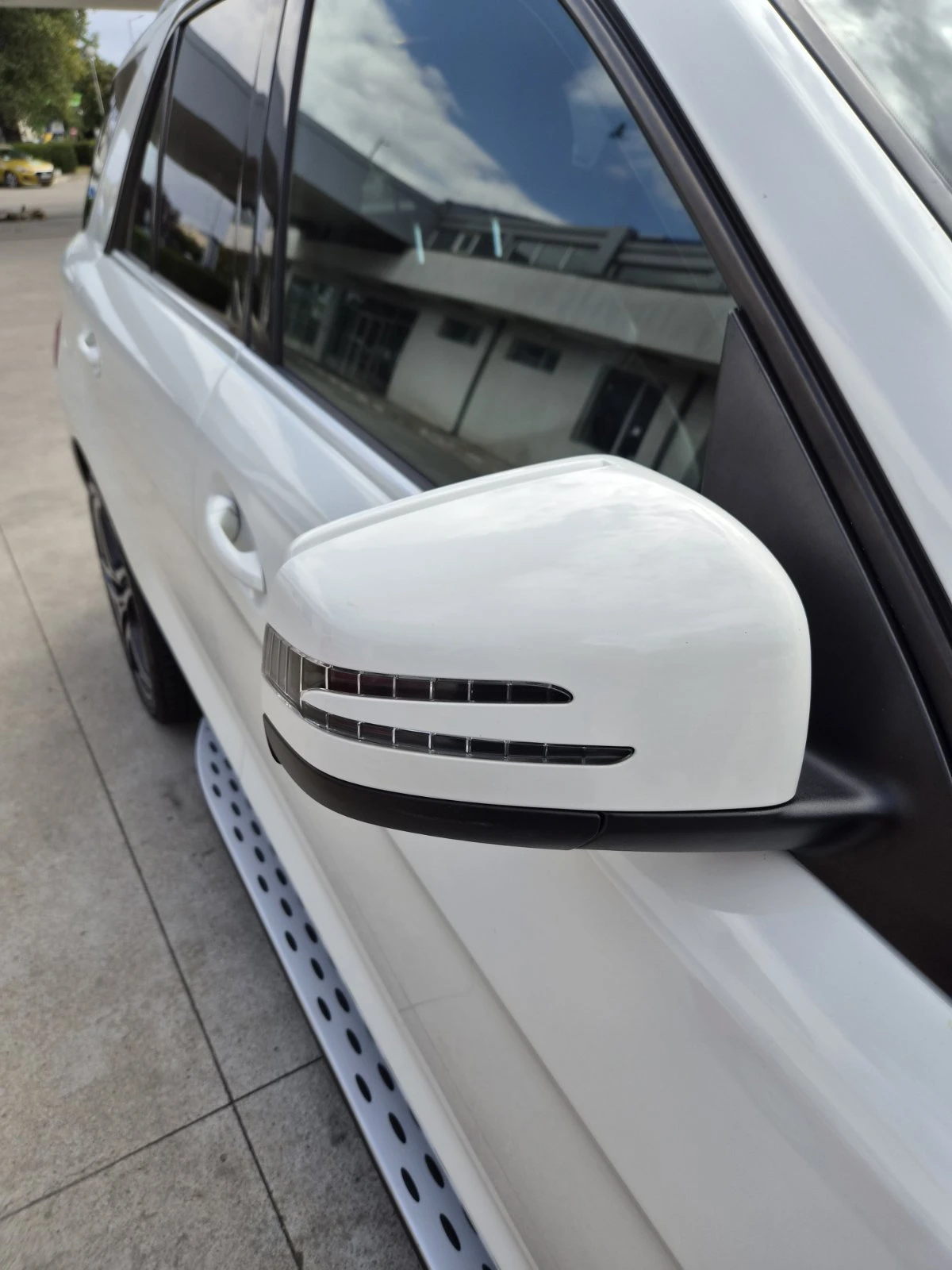 Mercedes-Benz ML 500 МЛ500 AMG 4MATIC, снимка 2 - Автомобили и джипове - 56317099