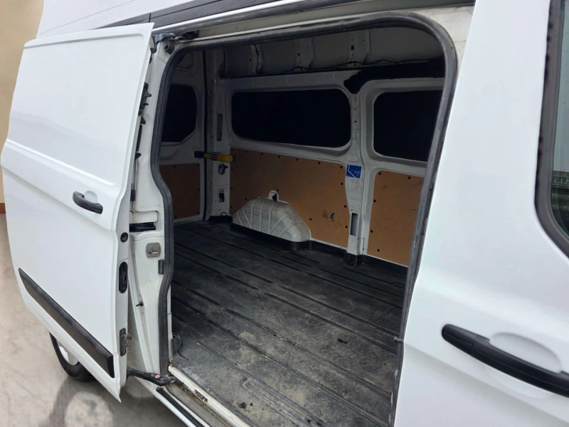 Ford Transit Custom 2.0L EcoBlue, снимка 10 - Бусове и автобуси - 53459974